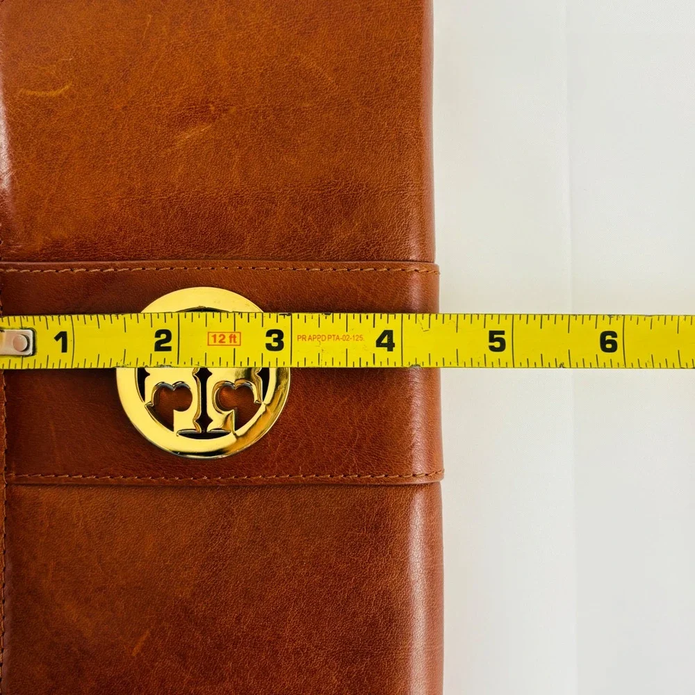 Tory Burch Amanda Zip Around Continental Wallet Brown Leather Gold Logo - Picture 9 of 9